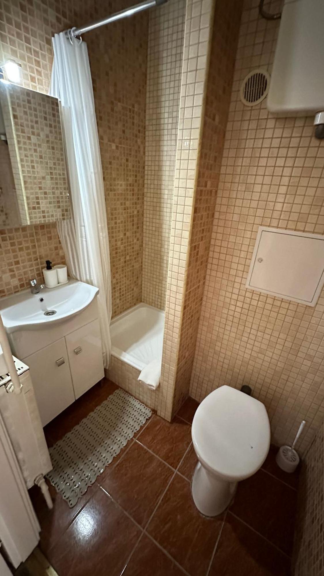 Hermina Apartmanok Westend Budapest Bagian luar foto