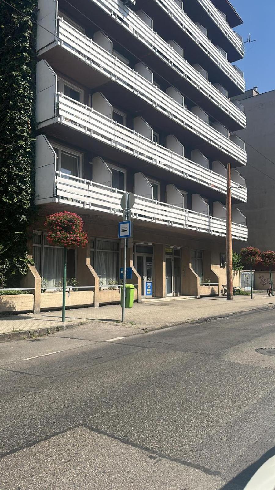 Hermina Apartmanok Westend Budapest Bagian luar foto